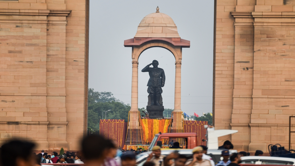 WATCH The labour behind historic Netaji Subhas Chandra Bose’s statue