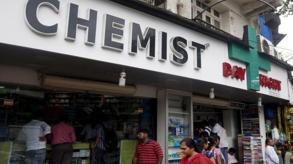Udaan, pharmacies