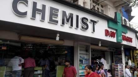 Udaan, pharmacies