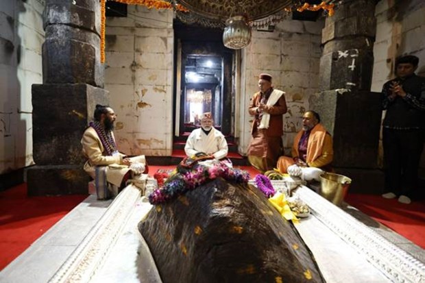 PM Modi offers prayer at Kedarnath temple in Rudraprayag district of Uttarakhand (Image: Twitter/PIB)