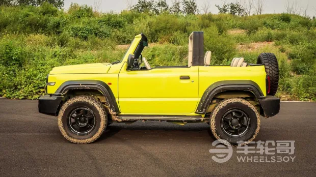 Suzuki Jimny Convertible images