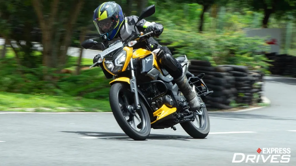 TVS Motor Company Launches Naked Street Design 'TVS Raider', 40 OFF