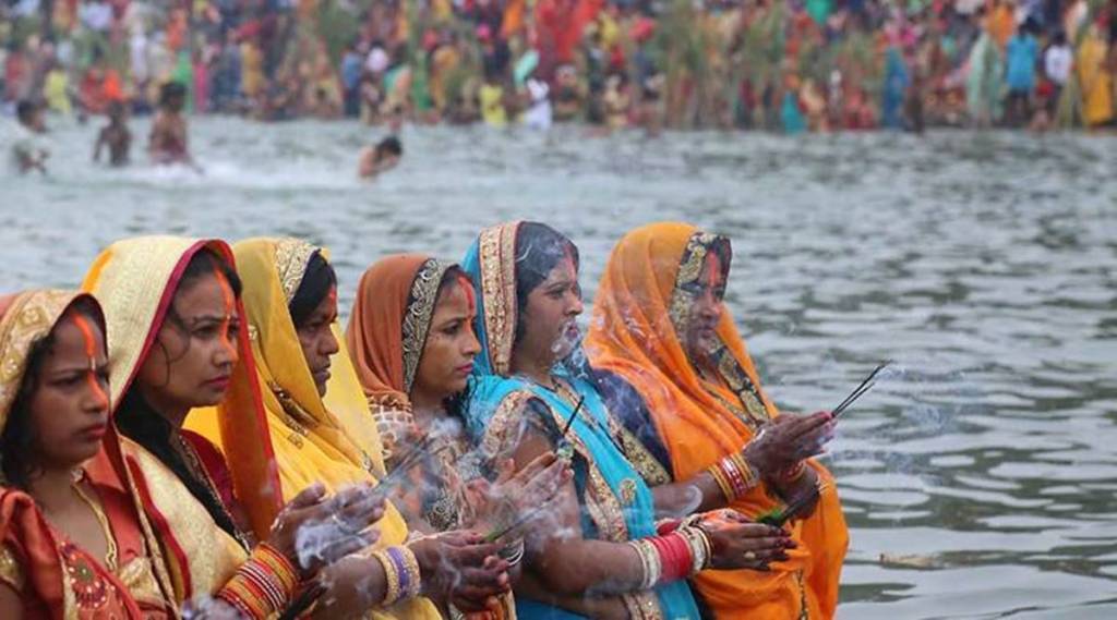 chchath puja at yamuna ghats