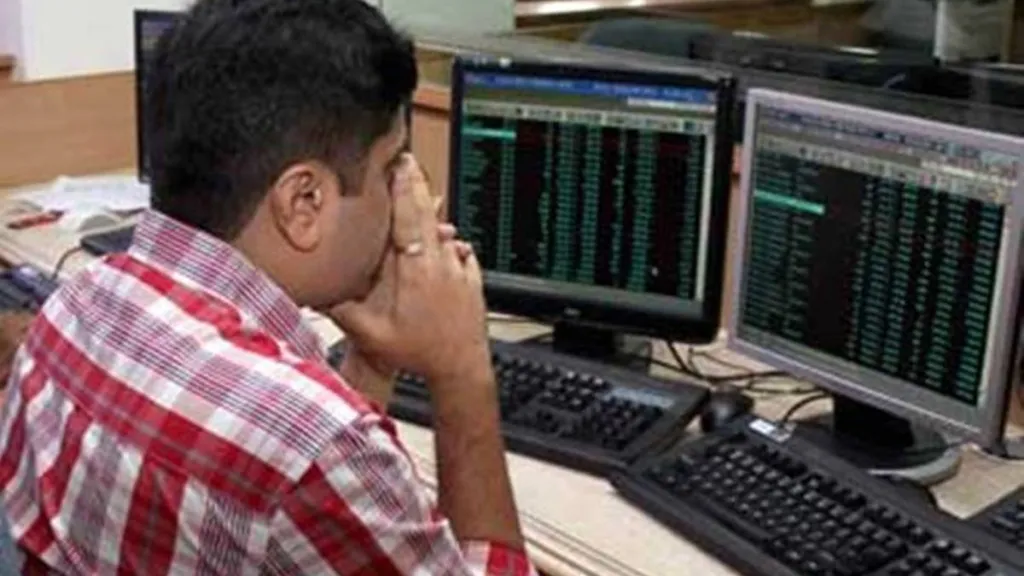 stock markets, daily trading in shares, speculation, government employees, forced retirement, Central Civil Service (Conduct) Rules, CCS rules, trading, investments, retirement benefits, pension