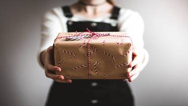 Christmas, Christmas gifts, best Christmas gifts, Christmas gifting, Christmas celebration, best Christmas accessories, Christmas tree, Christmas tree gifts