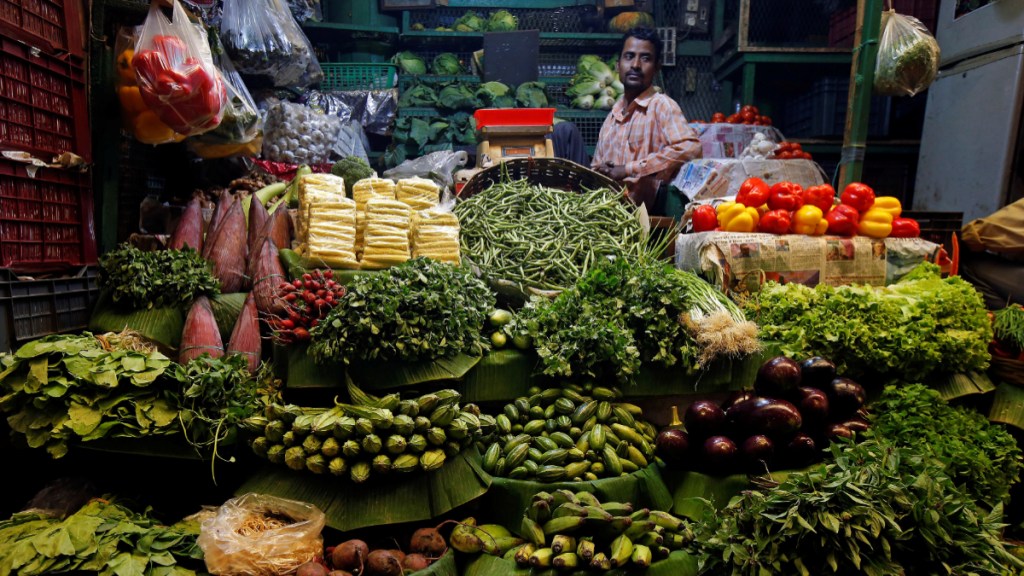 Inflation, inflation news, November inflation data, economy, indian economy, finance ministry, RBI, retail inflation, food inflation