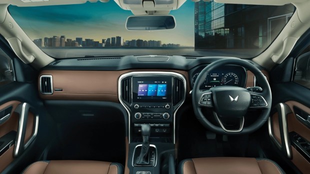 scorpio n interior
