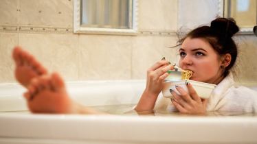 new year, new year food, new year binge eating, new year food resolution, food and festival, new year news, new year resolution