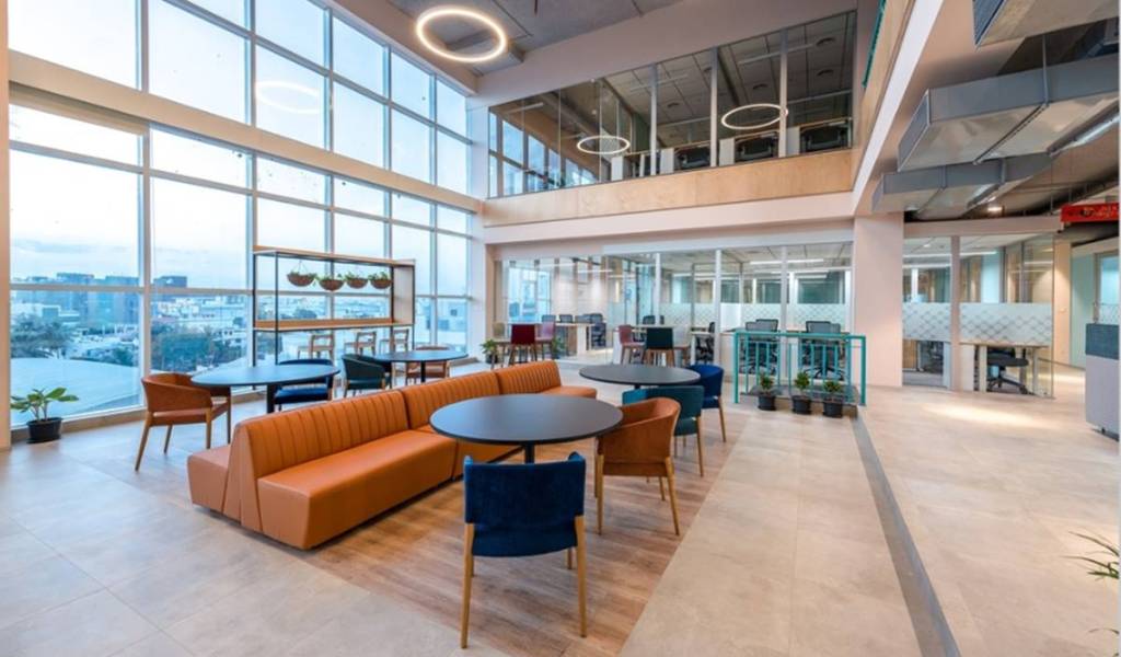 How to tackle rising real estate costs and underutilised office spaces effectively How to tackle rising real estate costs and underutilised office spaces effectively