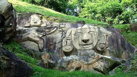 Unakoti means ‘one less than one crore’ in Hindi and Bengali and it is believed that many rock carvings are present here.