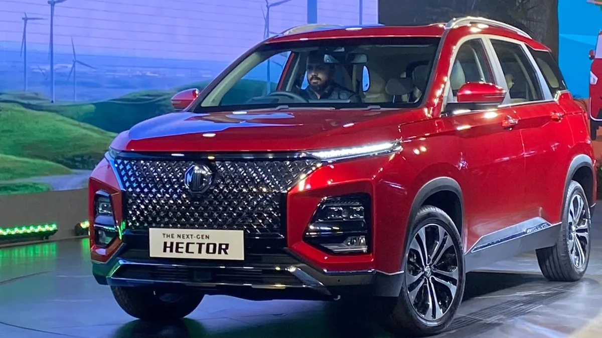 Auto Expo 2023 MG Hector facelift launched, price starts at Rs 14.73