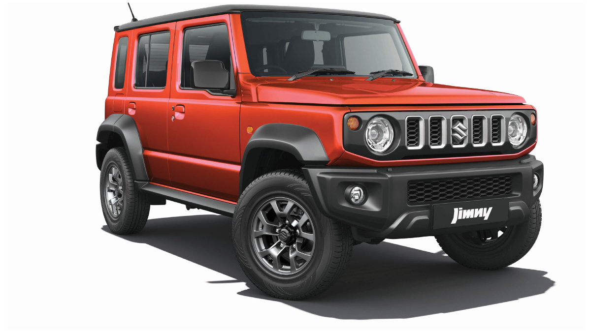 Finally, we have the Sizzling Red paint scheme of the Jimny that comes with a Bluish Black roof.