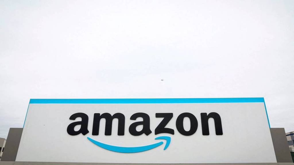 amazon layoff