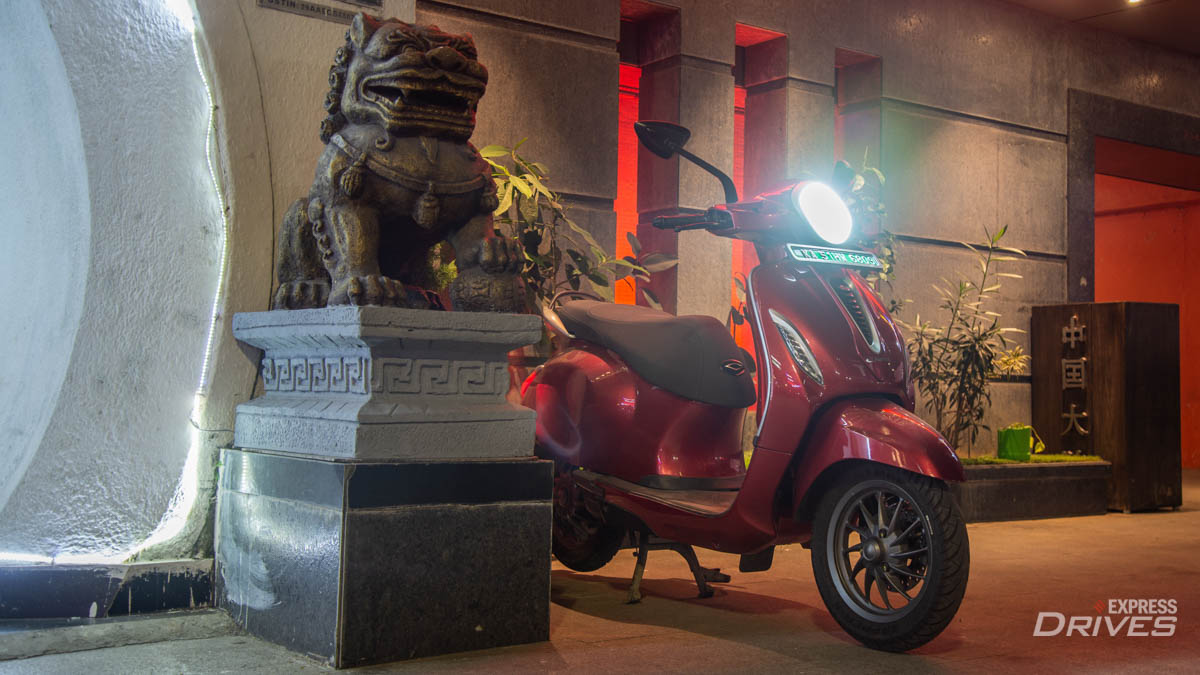 bajaj chetak electric range