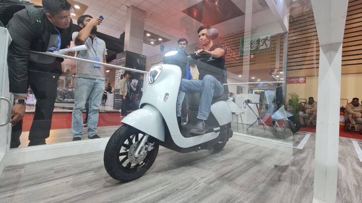 Auto Expo 2023 Liger Mobility unveils Liger X and Liger X+ self