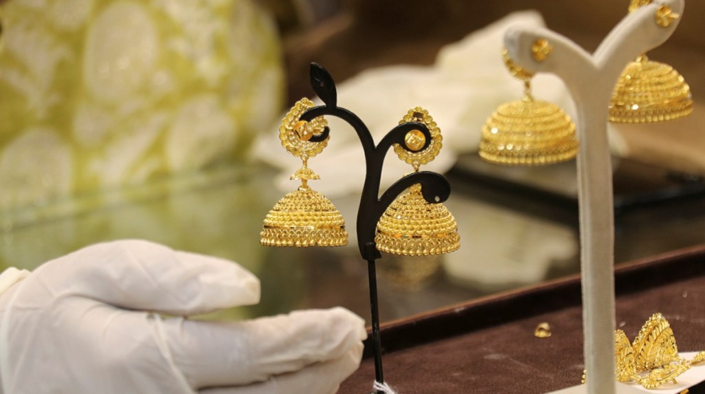 jewellery, retail brand, Tanishq, US market, Indian retail brands, retail outlet, Indian Diaspora, consumer market, household income