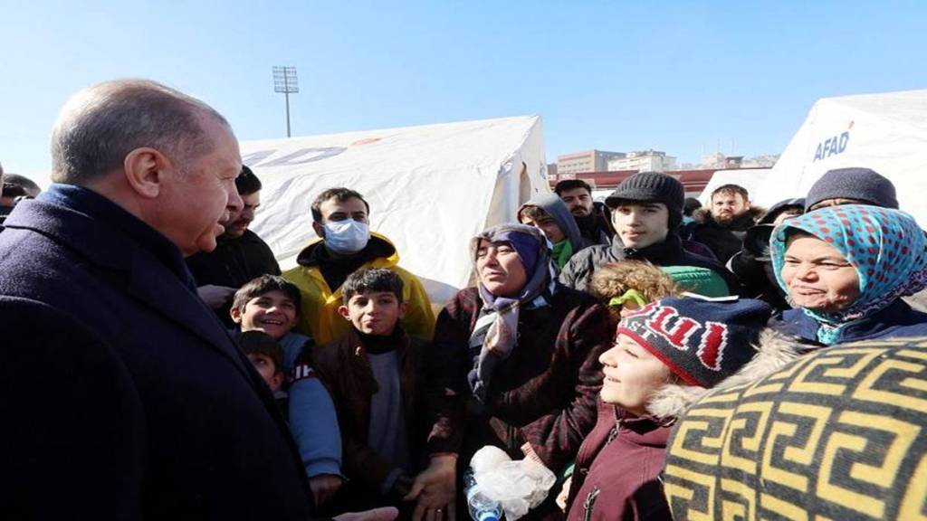 Turkey leader Tayyip Erdogan acknowledges earthquake relief problems as