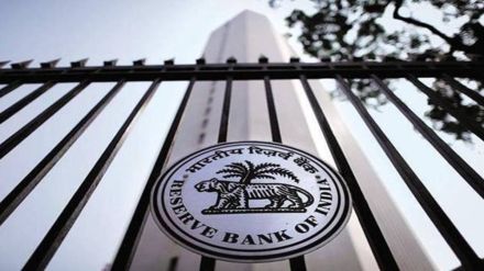 Experts seem to maintain an overall consensus when it comes to expecting RBI to not hike the rates further moving forward.
