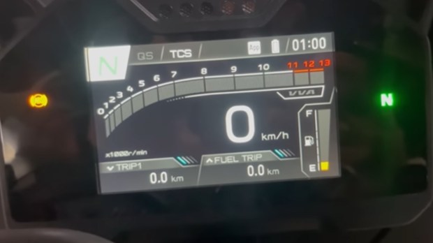 r15 instrument cluster