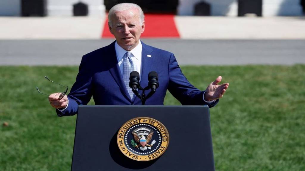 joe biden on chinaspy balloon