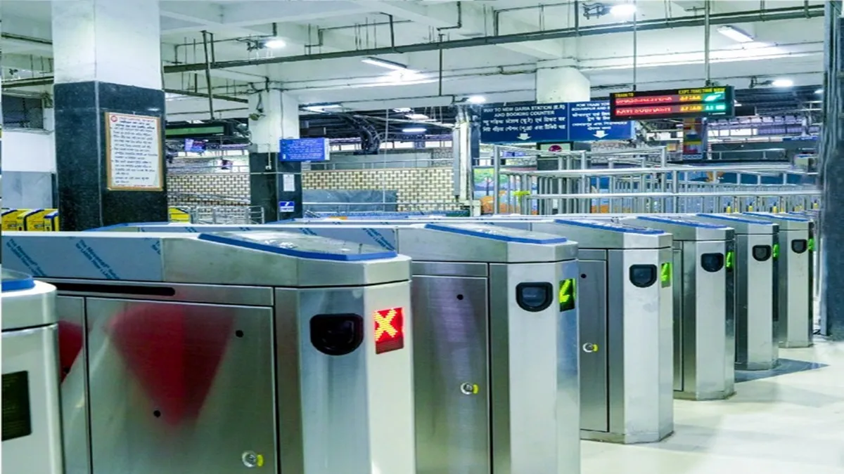 Kolkata Metro authorities make entry, exit at Kavi Subhash Metro