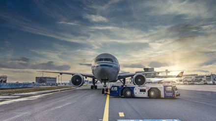 India's domestic air passenger traffic grew to 1.20 cr in Feb 2023 DGCA