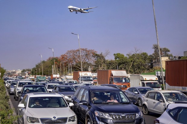 Under the Bharat Mala Project, the National Highways Authority of India started the construction of the Dwarka Expressway from Dwarka Link Road near Shiv Murti on the National Highway, NH-48, which resulted in traffic congestion. (Photo: PTI)