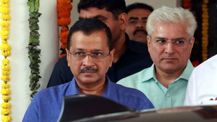 Gahlot has announced that schools and industries will collaborate to develop professional skills for children at Schools of Applied Learning.