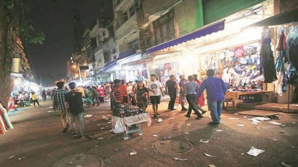 Delhi LG permits 55 more retail outlets to operate round