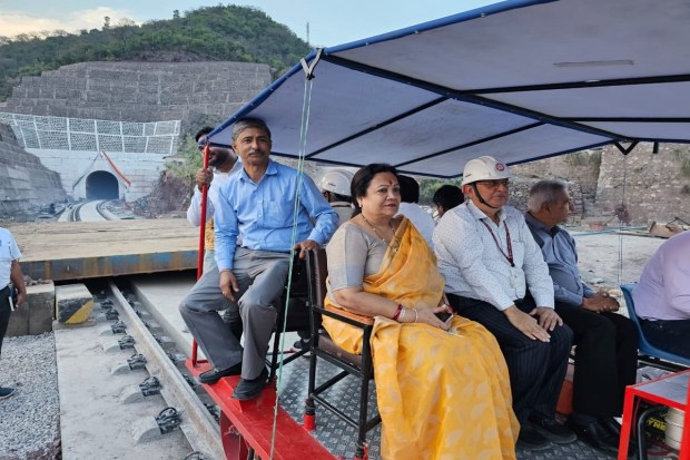 Union MoS Darshana Jardosh inspecting the site during her visit with other officials.