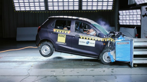 Maruti Suzuki Alto frontal crash test.