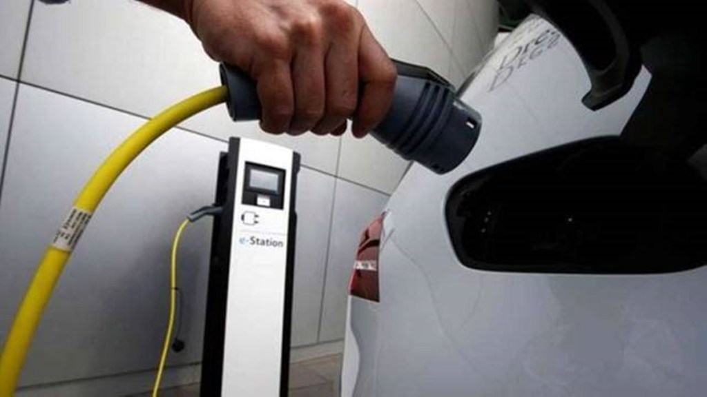 auto sector, electric vehicles