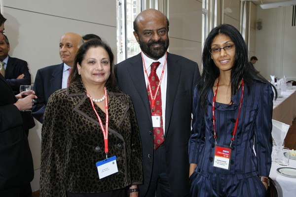 Shiv Nadar and family (credit: FE via Success Story)