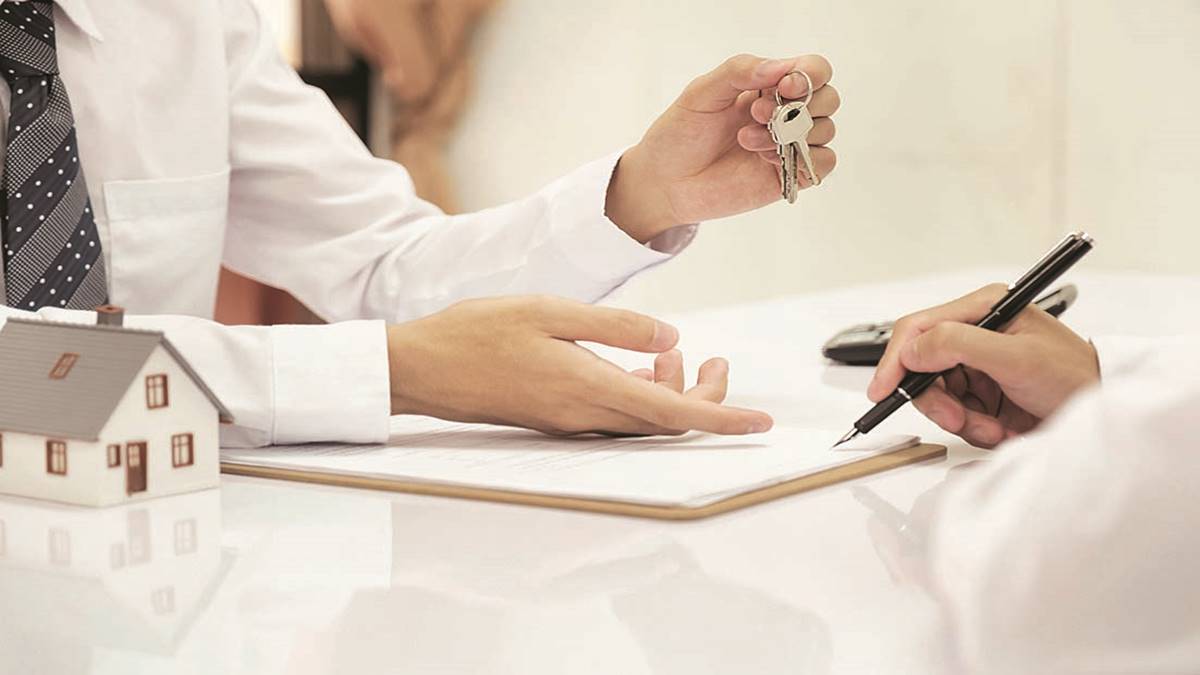 How can rental bonds solve disputes between landlord and tenant Money