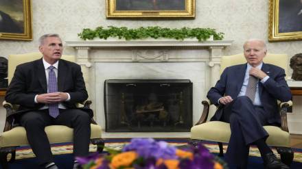 biden with McCarthy