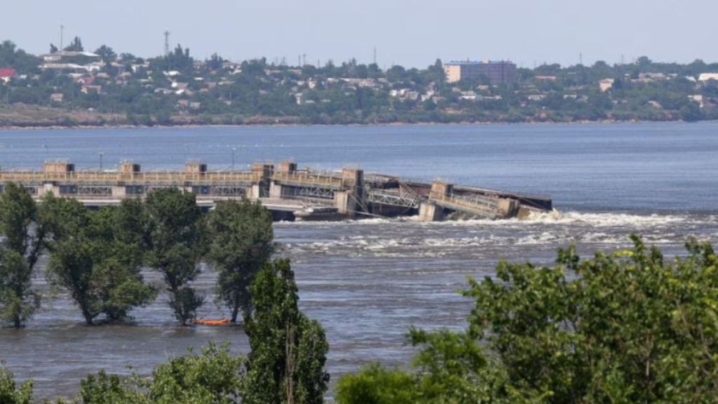 Nova Kakhovka dam