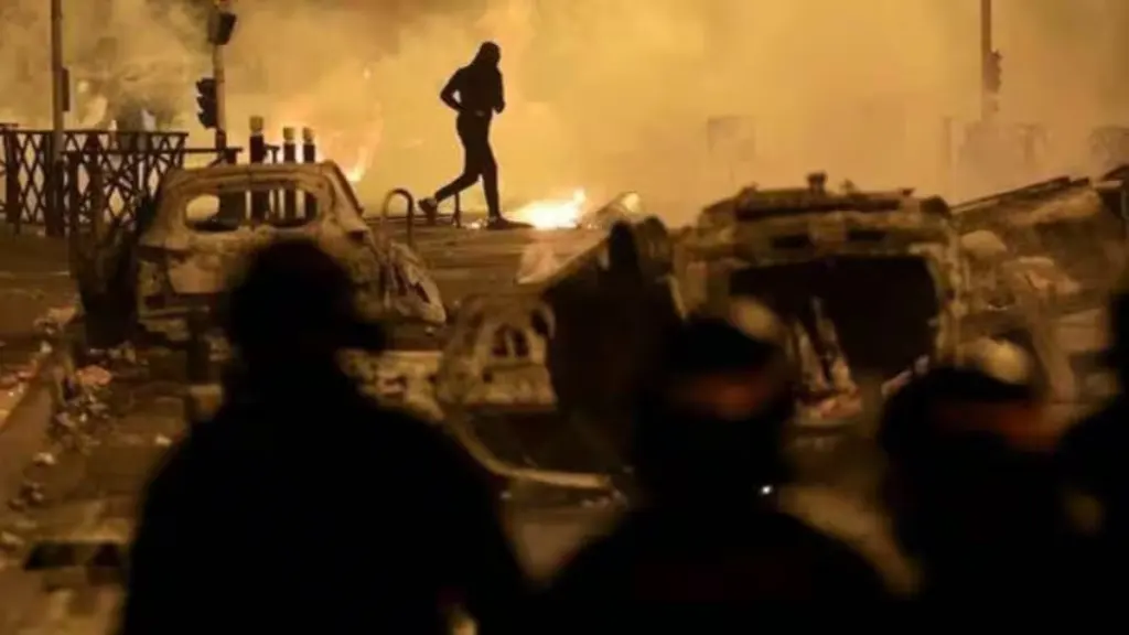 france, france violence, france riots, france political turmoil,