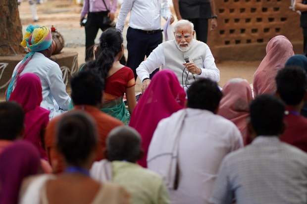 PM Modi also asked questions to the audience. (Image: PTI)