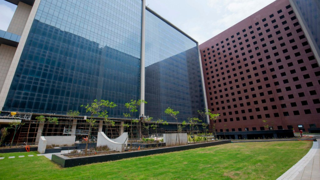 Surat Diamond Bourse Pentagon who? Built at cost of Rs 5,000 crore