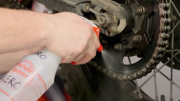 chain cleaning