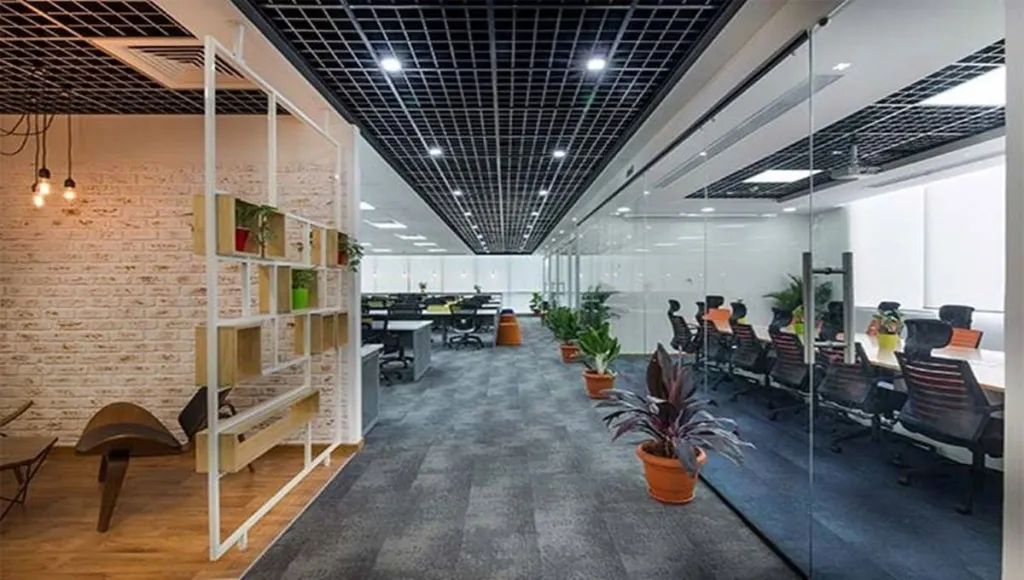 return to office, post-pandemic era, corporate life, remote work, policymakers, economic consequences, interest rate, real estate, workforce spends, immigration department