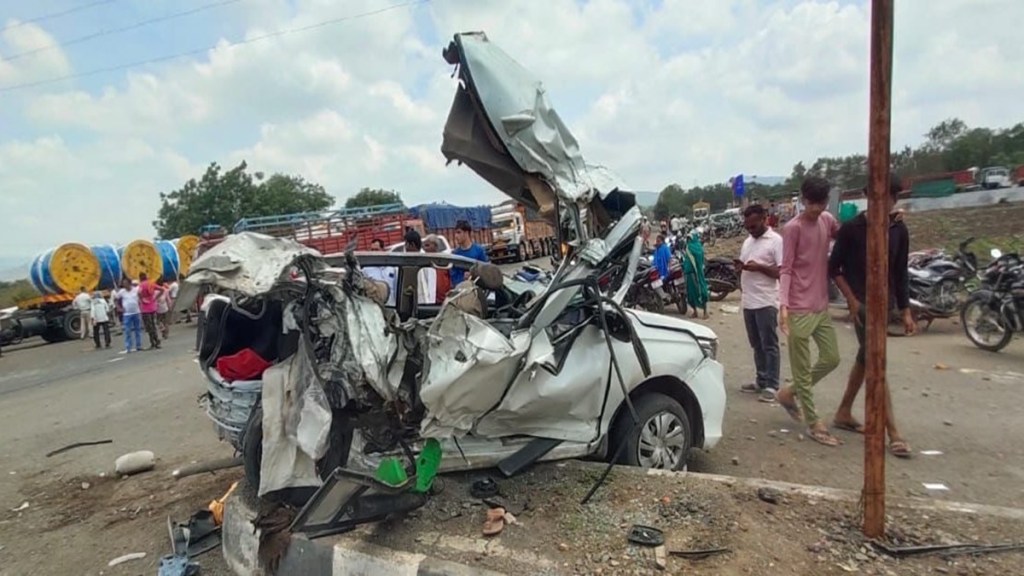Dhule road accident| road accident maharashtra|