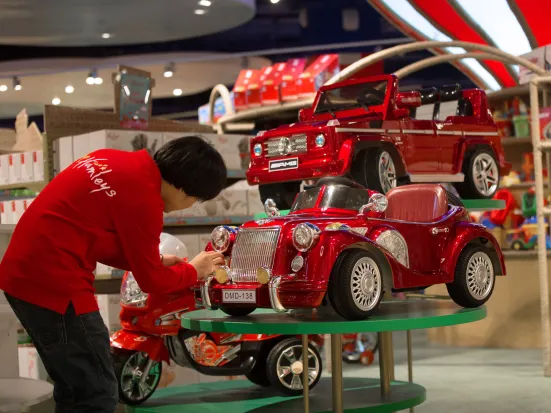 Hamley's Plc Opens Moscow Store