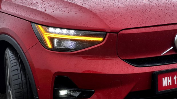 C40 review front face