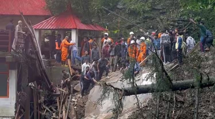 58 dead as heavy rains batter Himachal Pradesh, Uttarakhand; red alerts issued