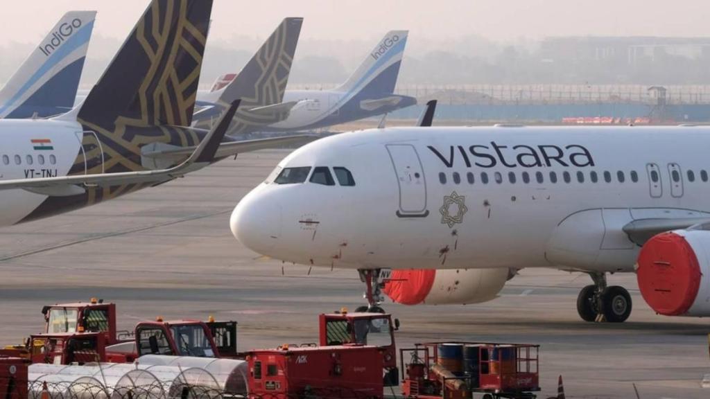 delhi news, vistara news, delhi airport vistara news, Air Traffic Control, Air Traffic Control vistara aircraft news, latest vistara news