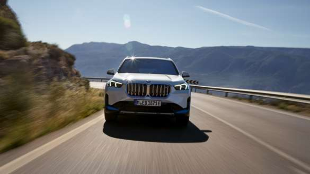 BMW iX1 feature