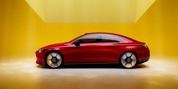 Mercedes CLA concept side