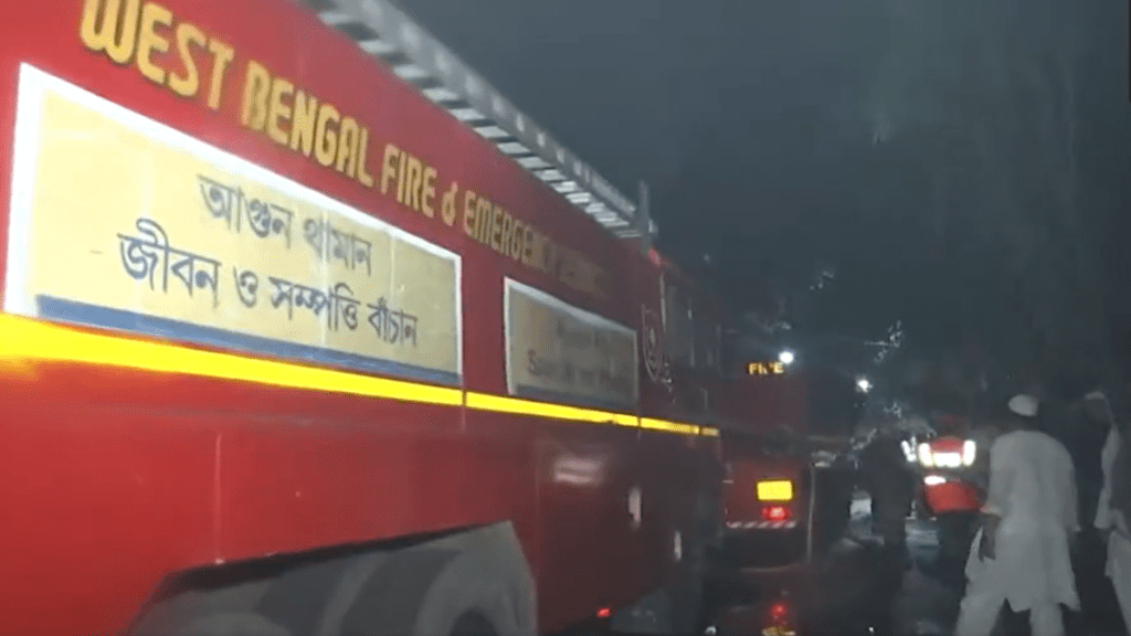Fire breaks out at battery godown in Kolkata's Chandi Chowk