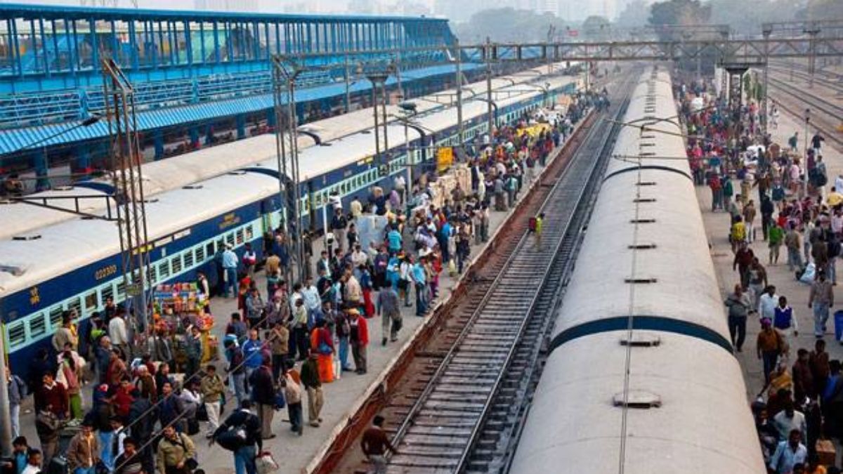 Indian Railways enhances security system! Central Railways to install